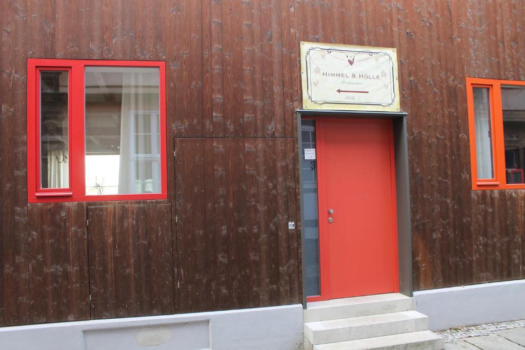 天堂&地狱自助式公寓酒店 奎德林堡 外观 照片